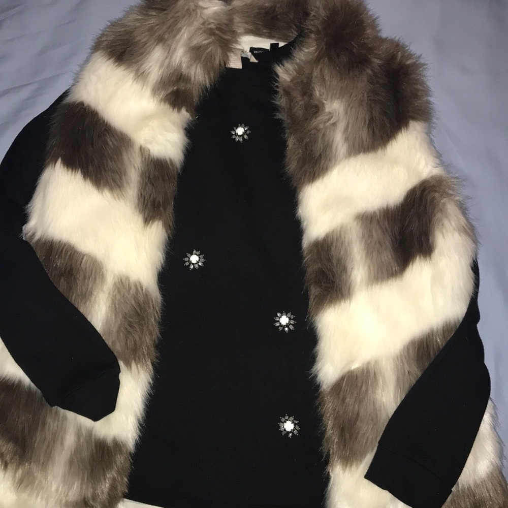 Banana Republic Shirt (Gems)